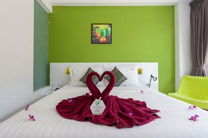 Готель The Frutta Boutique Patong Екстер'єр фото