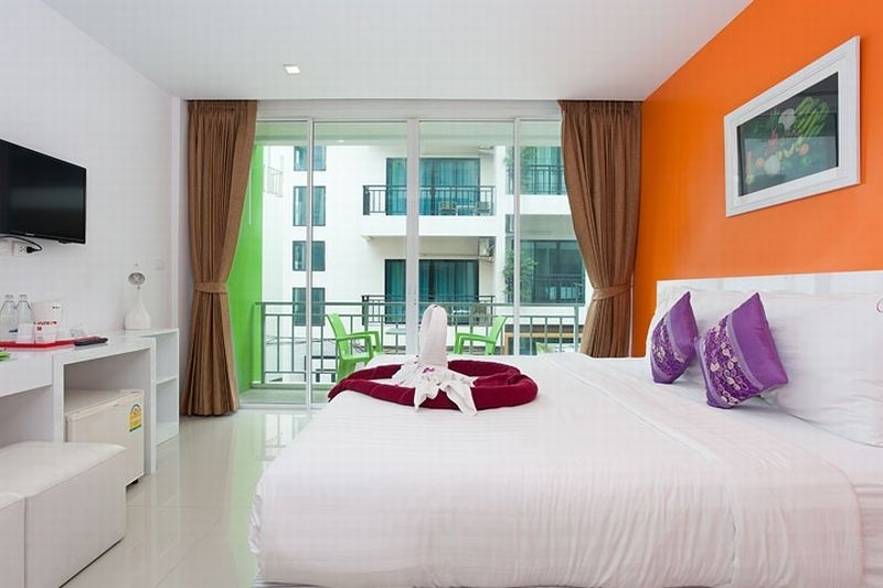 Готель The Frutta Boutique Patong Екстер'єр фото