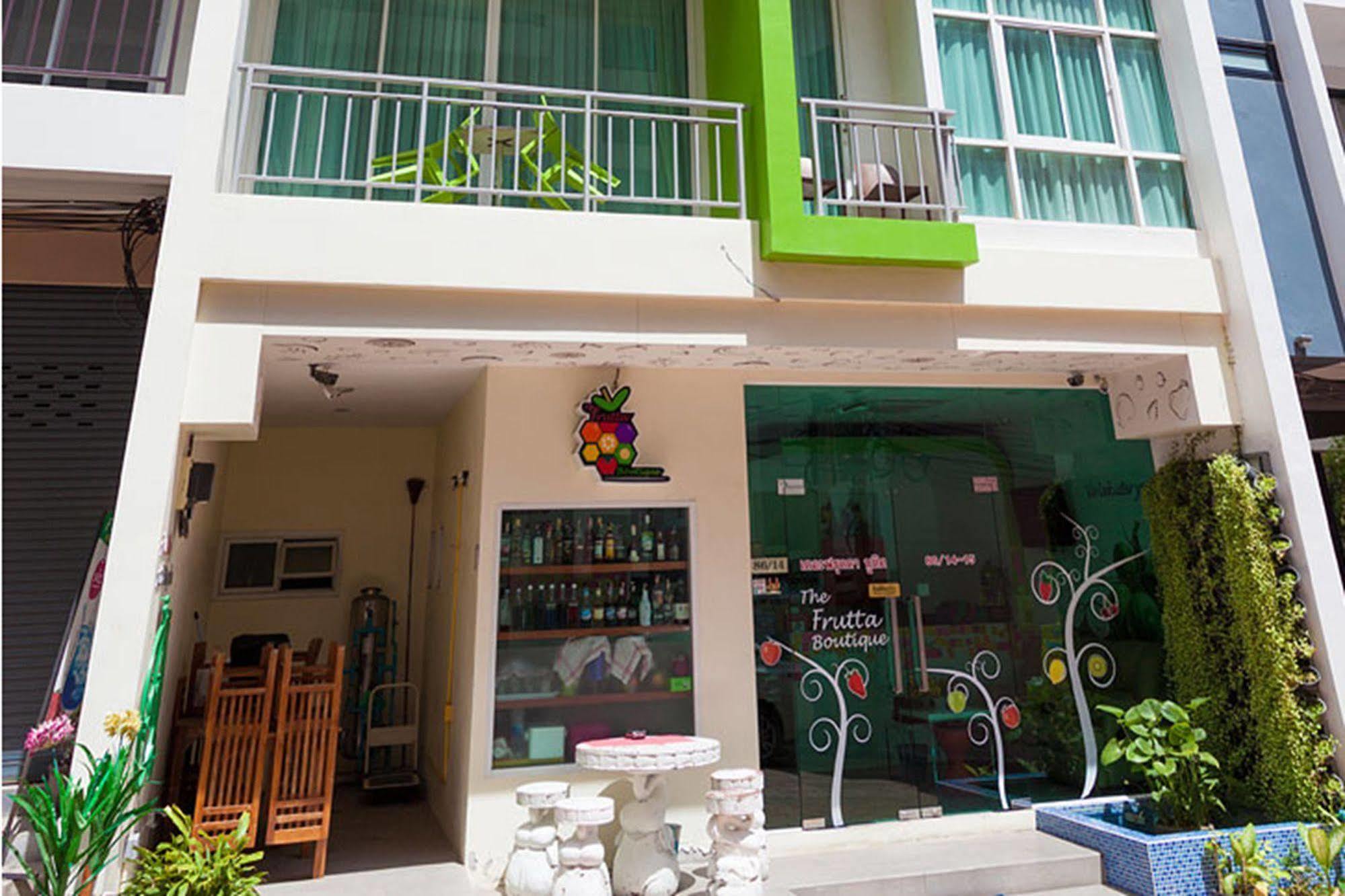 Готель The Frutta Boutique Patong Екстер'єр фото
