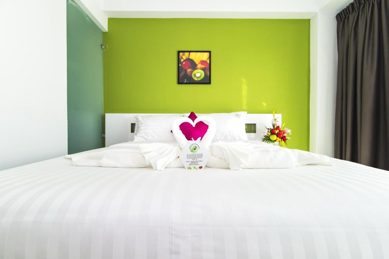 Готель The Frutta Boutique Patong Екстер'єр фото